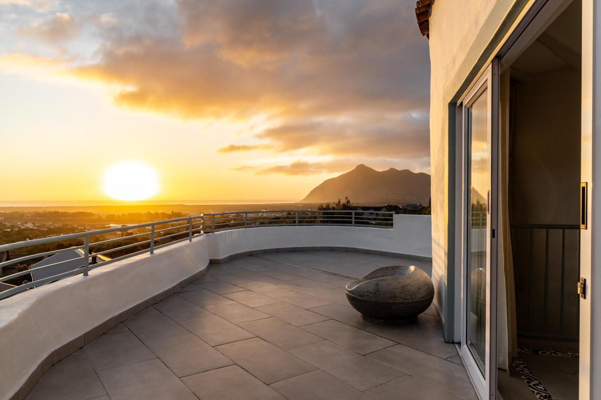 Capri Sands Luxury Guest House Crawley Esterno foto
